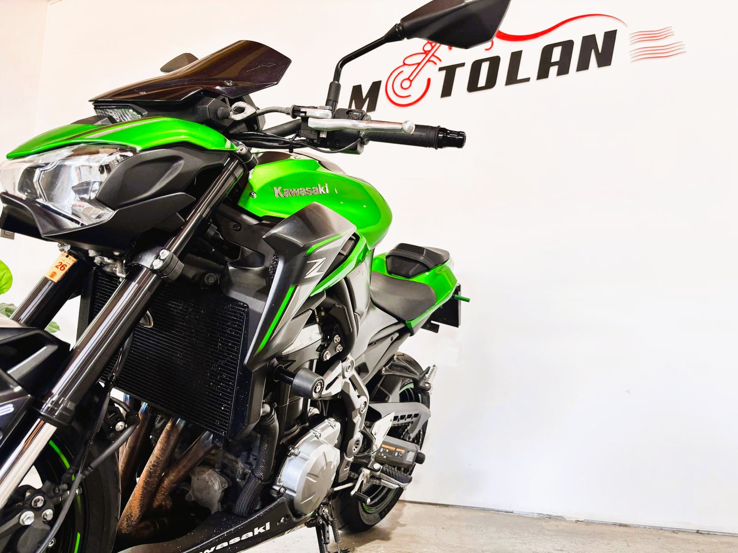 KAWASAKI Z900