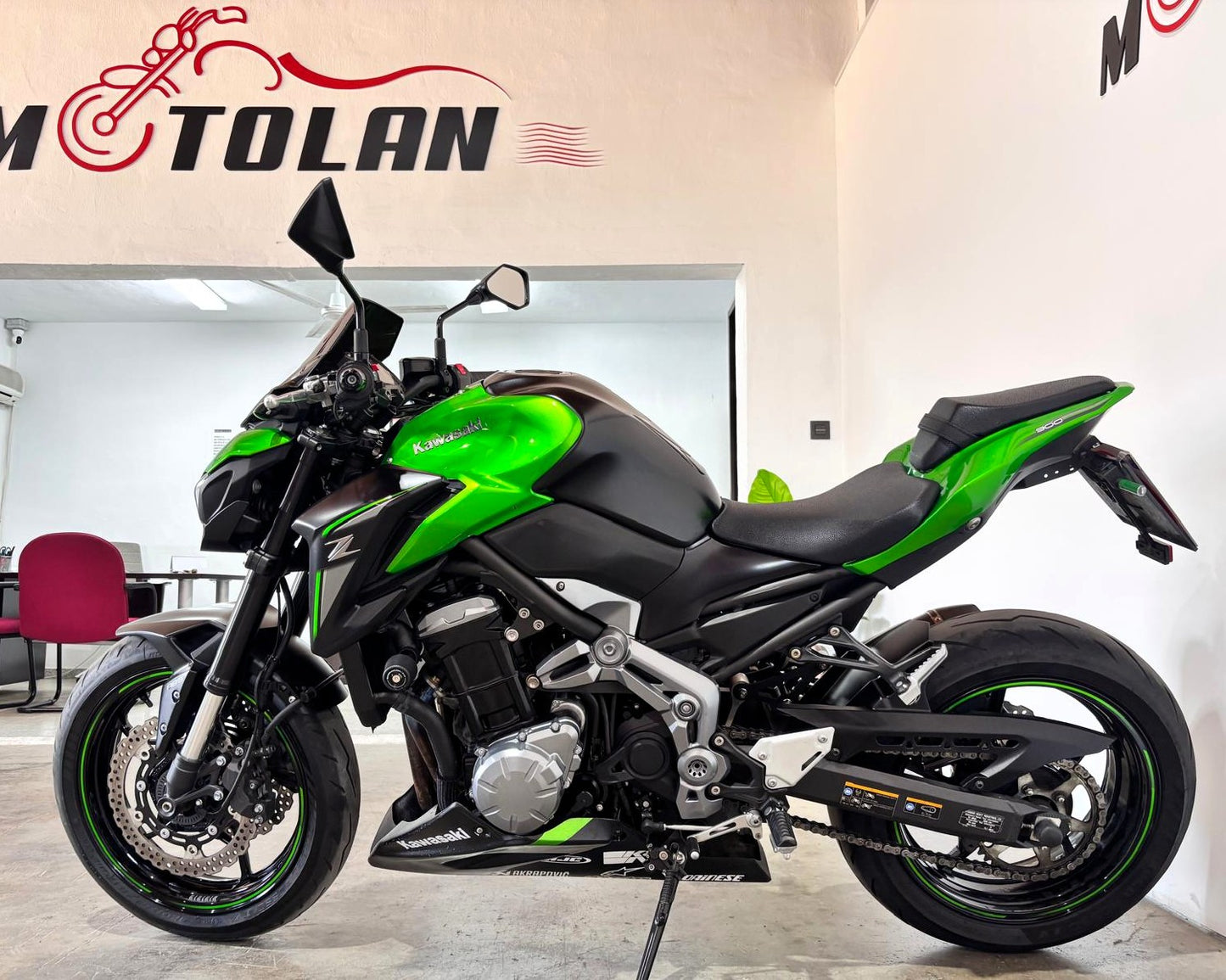 KAWASAKI Z900