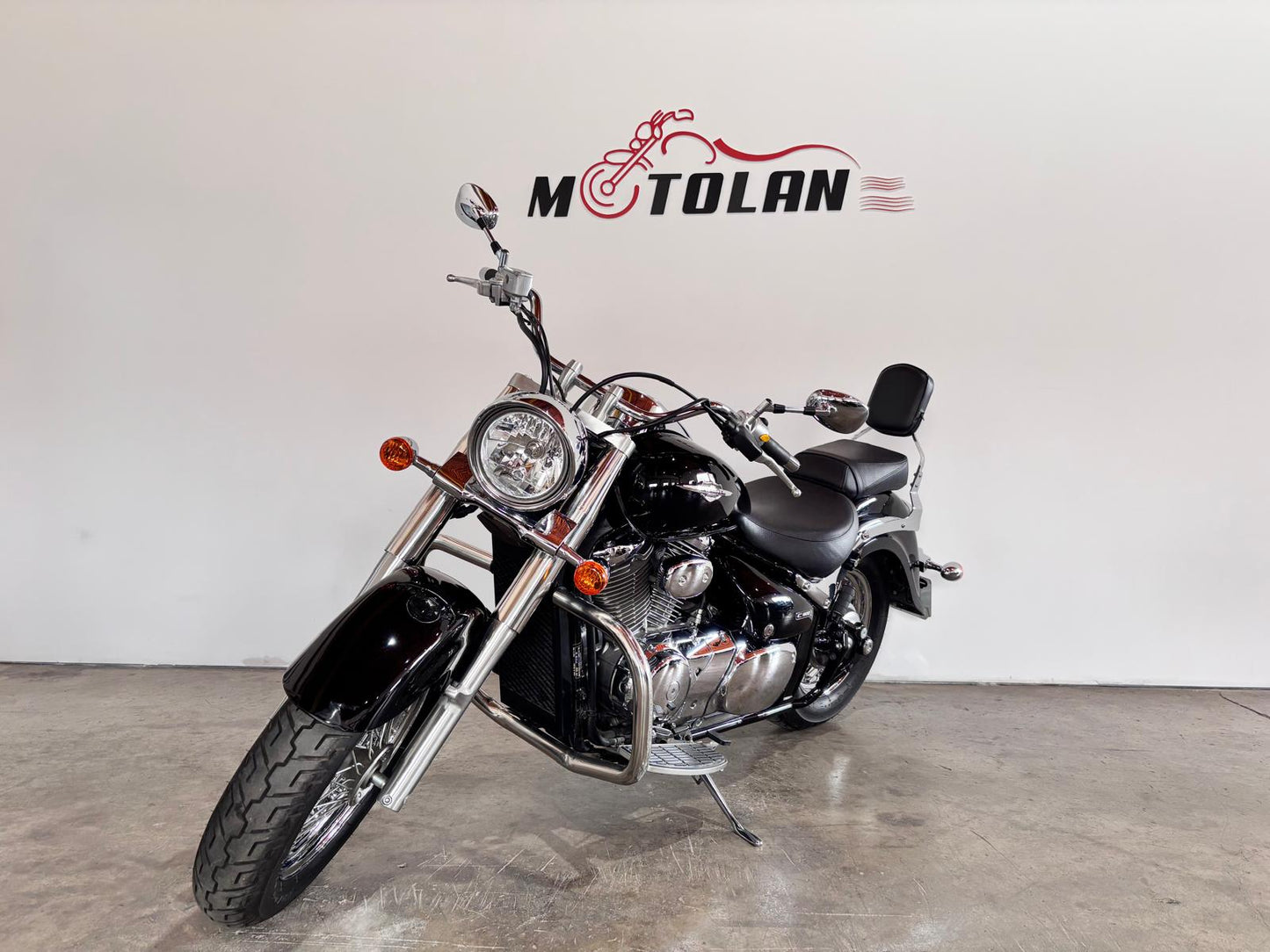 SUZUKI INTRUDER C800