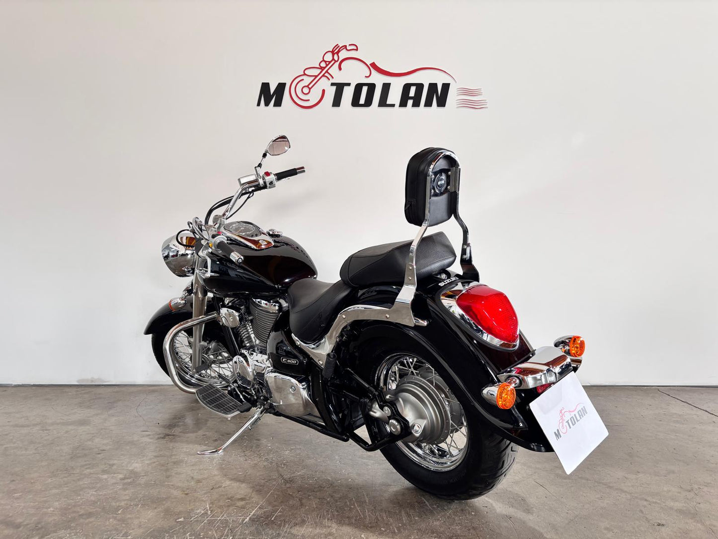 SUZUKI INTRUDER C800