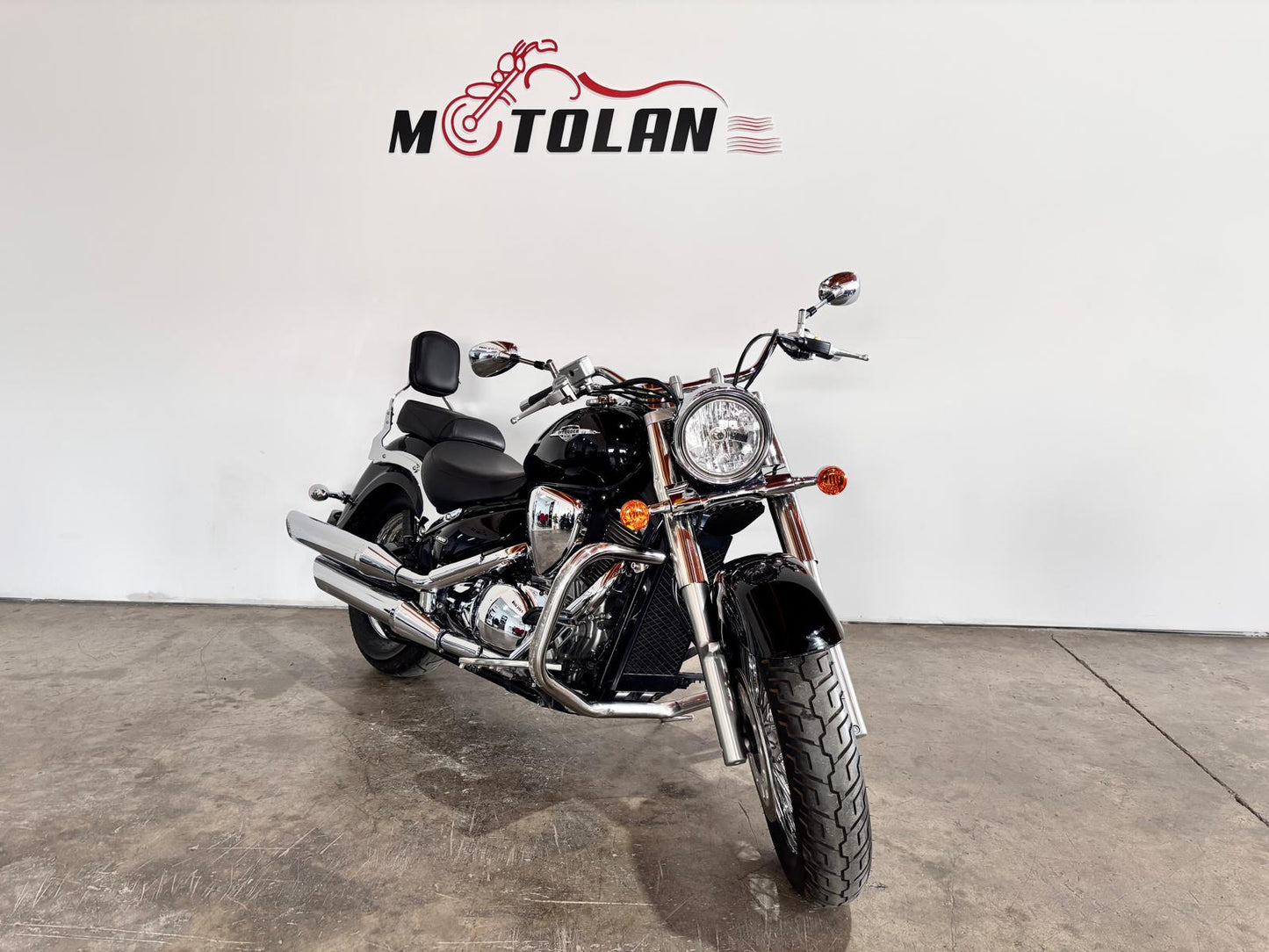 SUZUKI INTRUDER C800