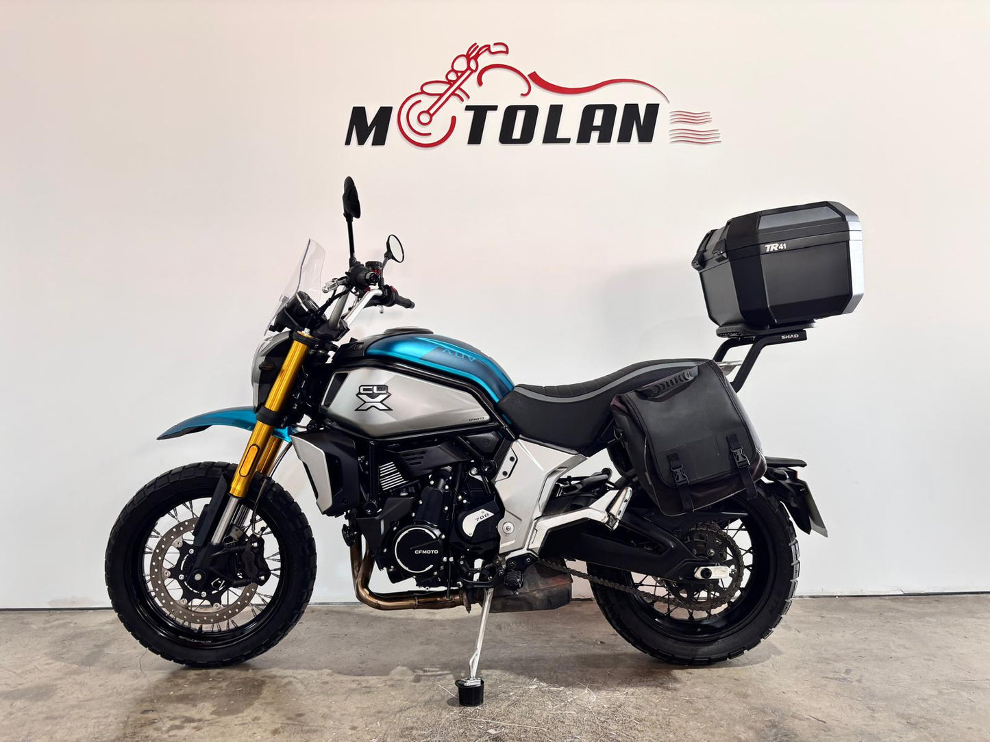 CFMOTO 700CL-X ADV