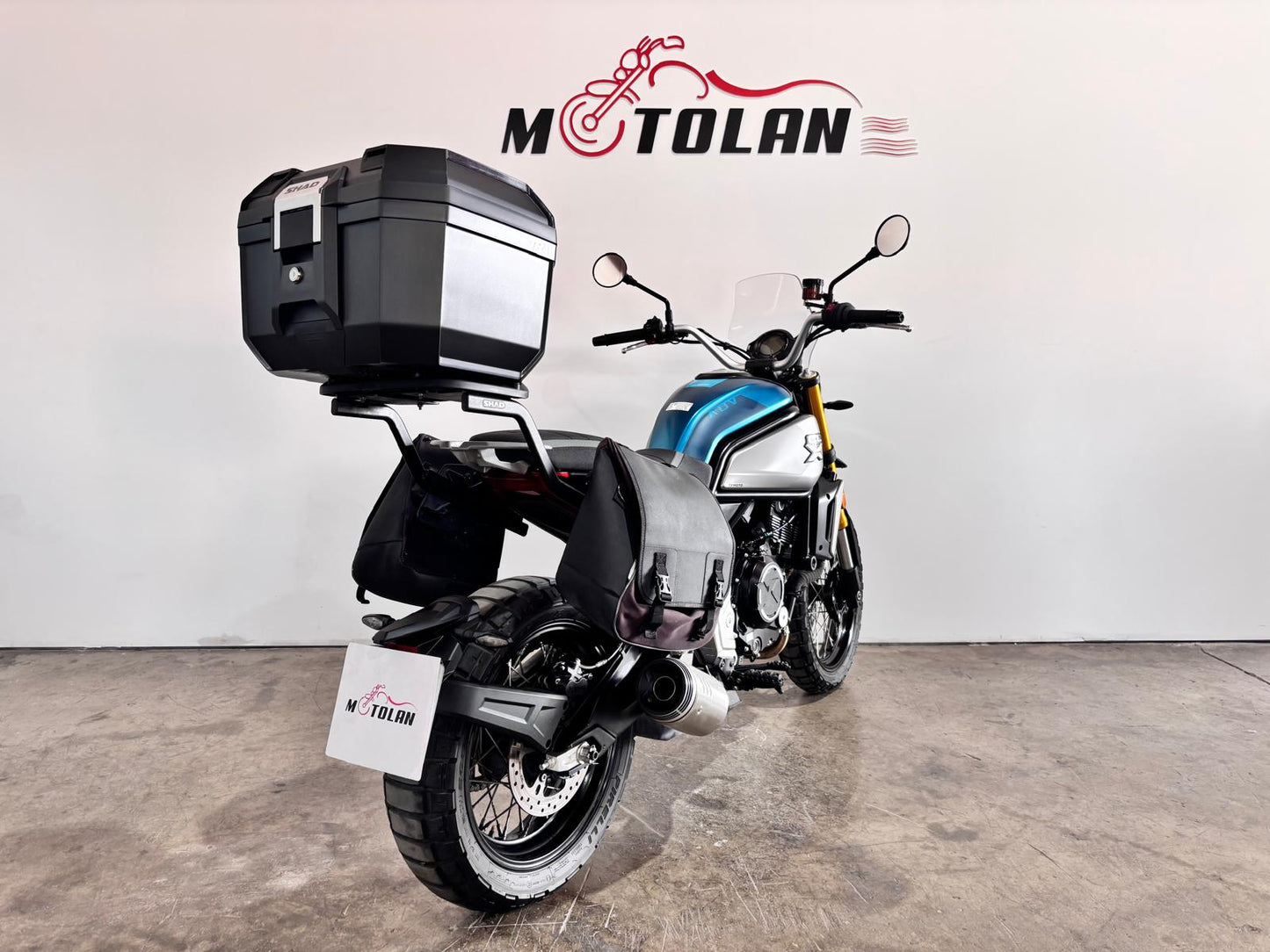 CFMOTO 700CL-X ADV