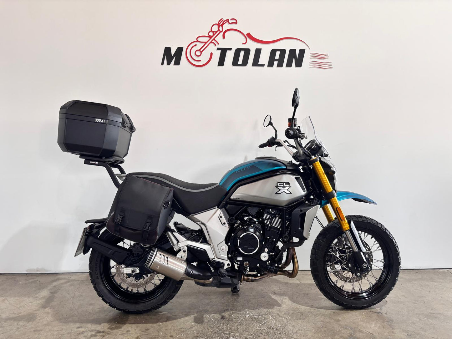 CFMOTO 700CL-X ADV