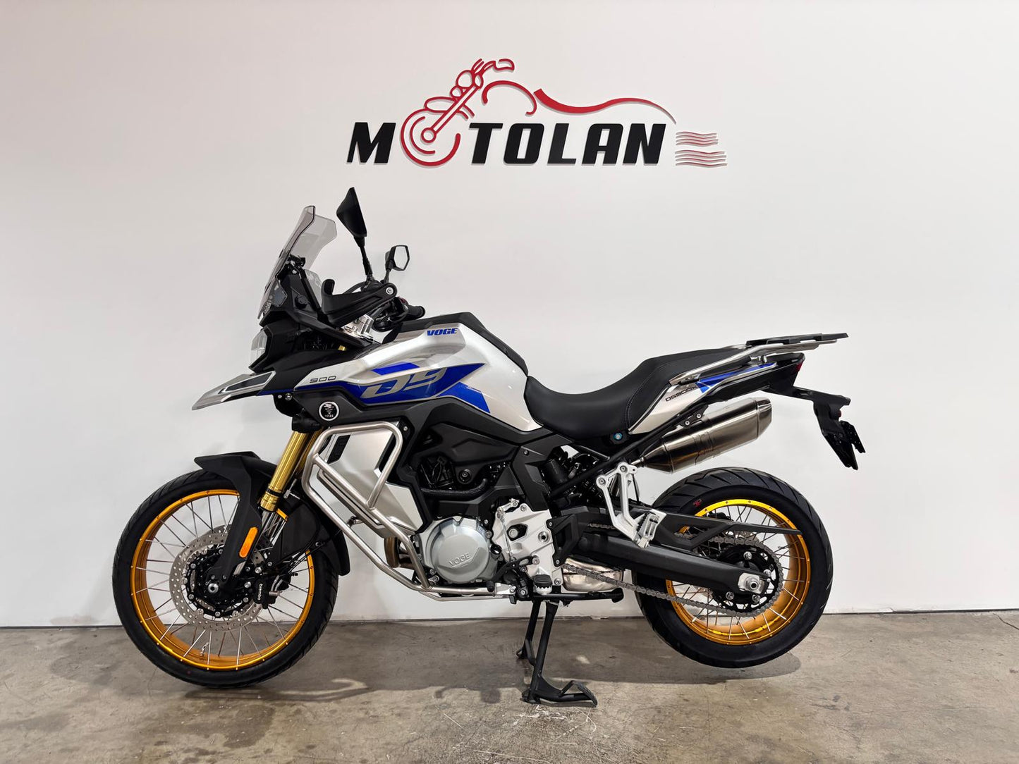 VOGE 900DSX