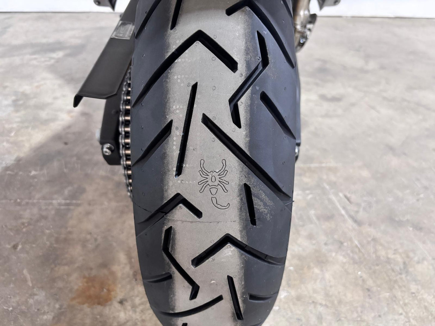 VOGE 900DSX