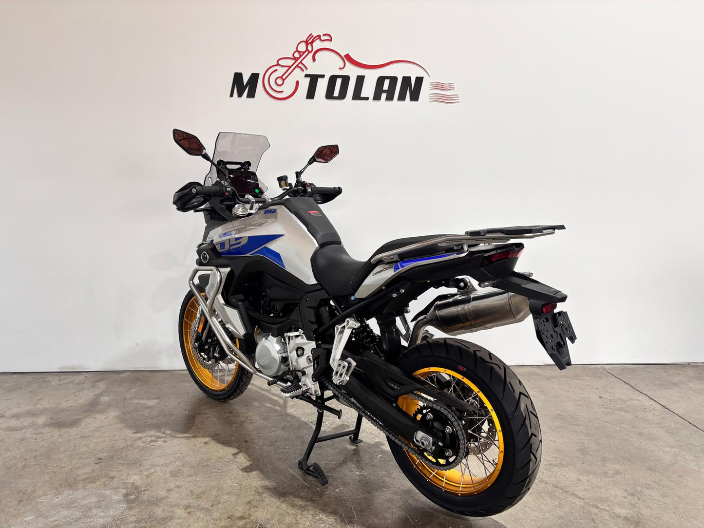 VOGE 900DSX