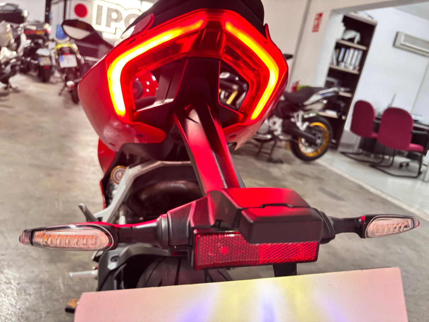 DUCATI PANIGALE V2