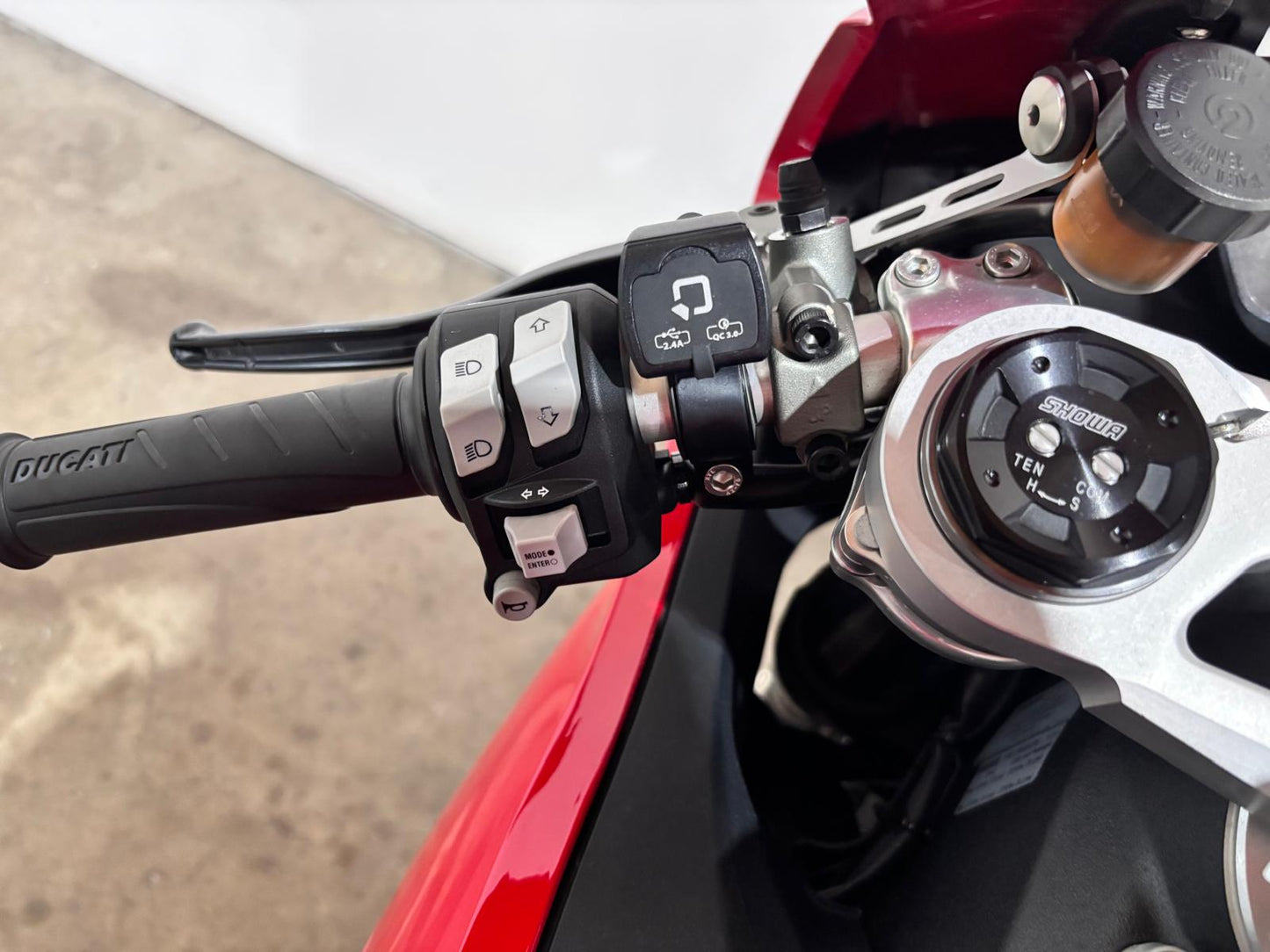 DUCATI PANIGALE V2