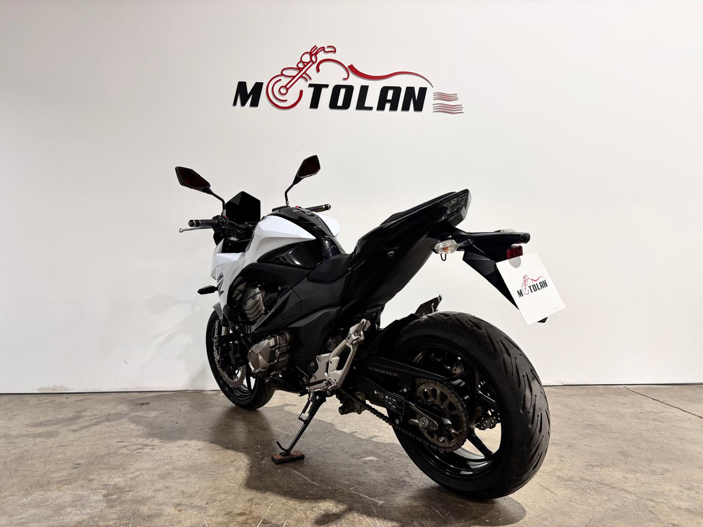 KAWASAKI Z800