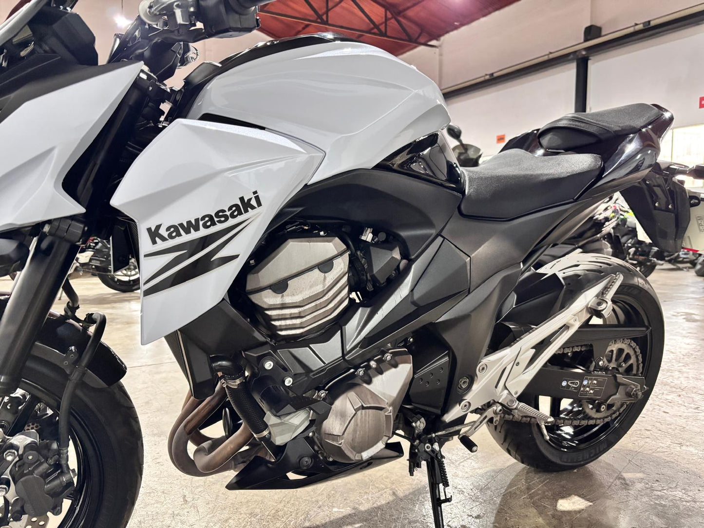 KAWASAKI Z800