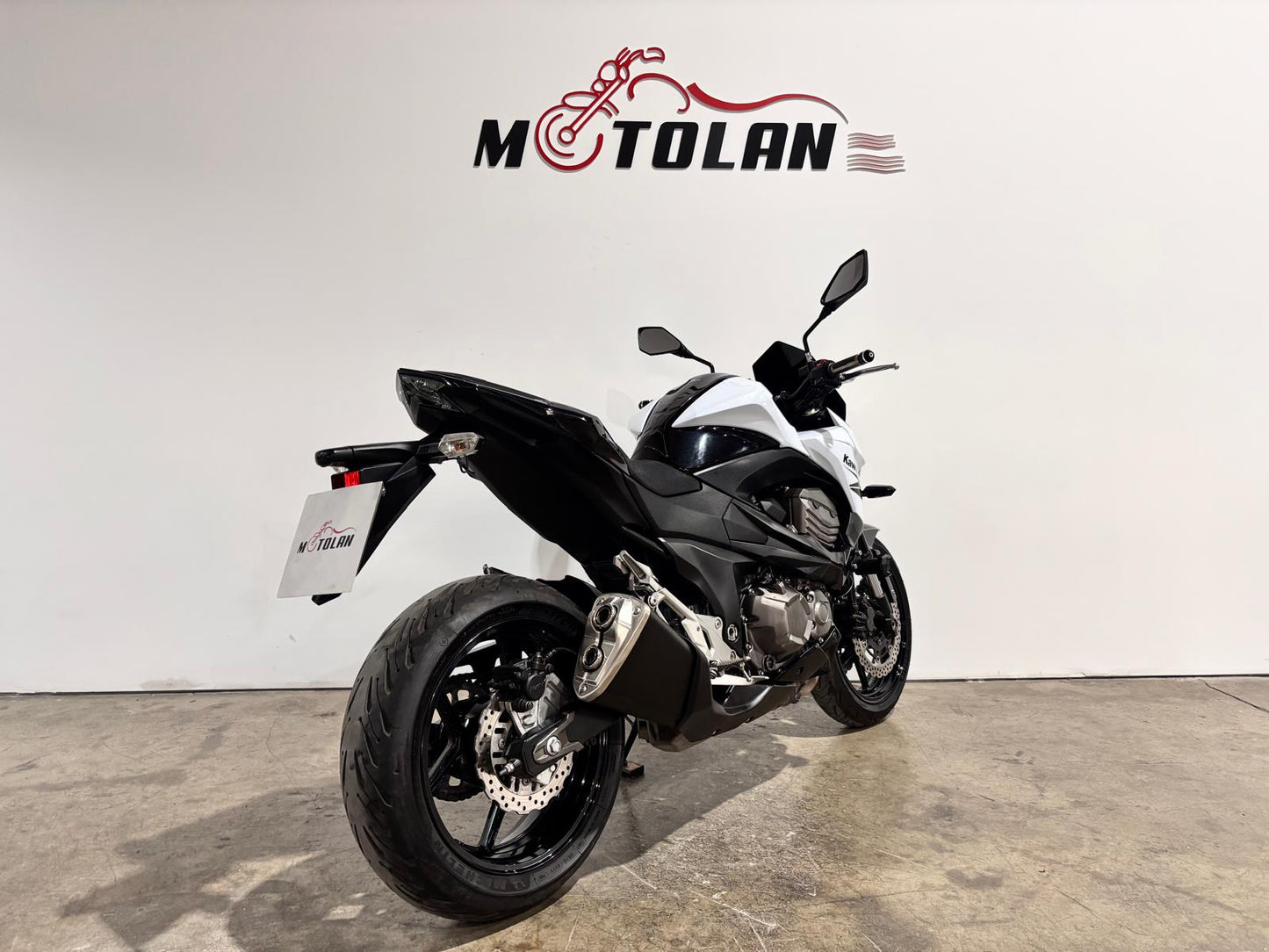 KAWASAKI Z800