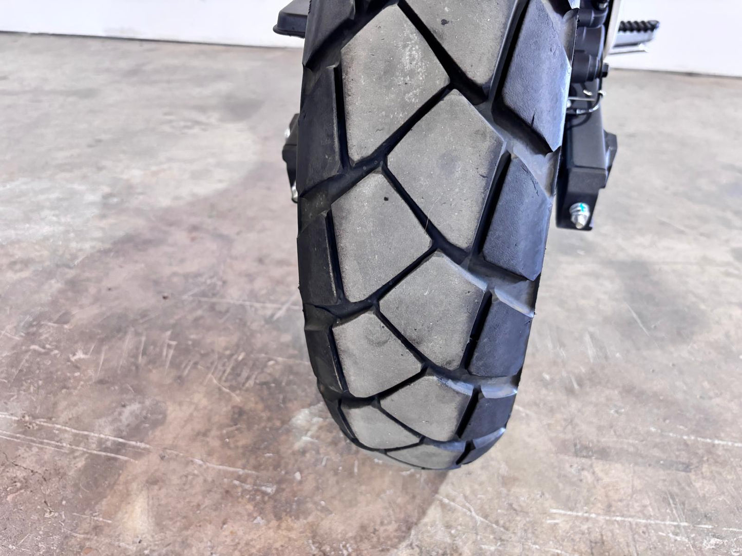 VOGE 625DSX
