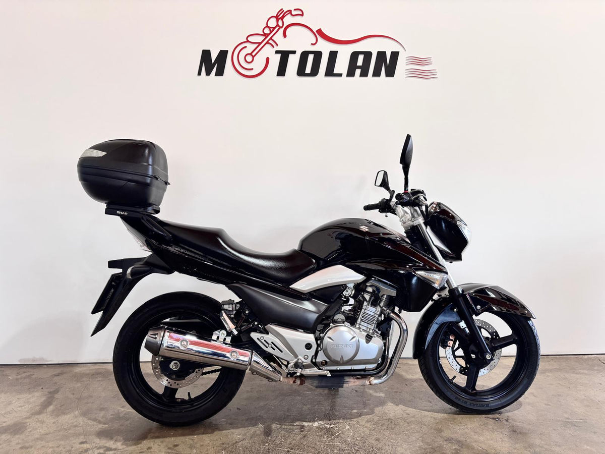 SUZUKI INAZUMA 250CC