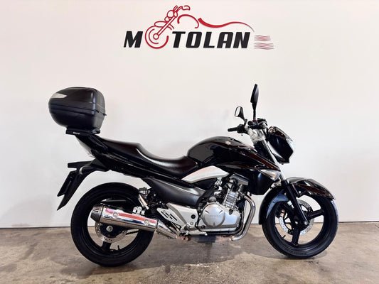 SUZUKI INAZUMA 250CC