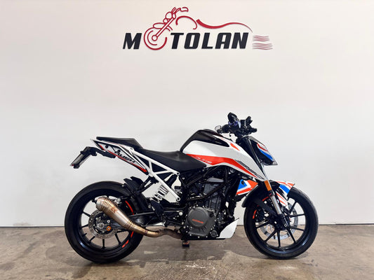 KTM 390 DKE