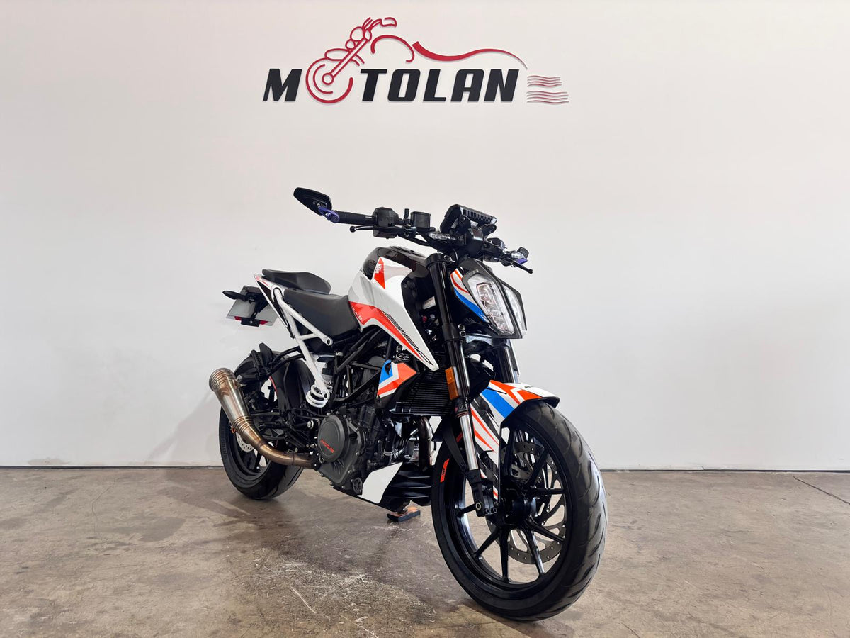 KTM 390 DKE