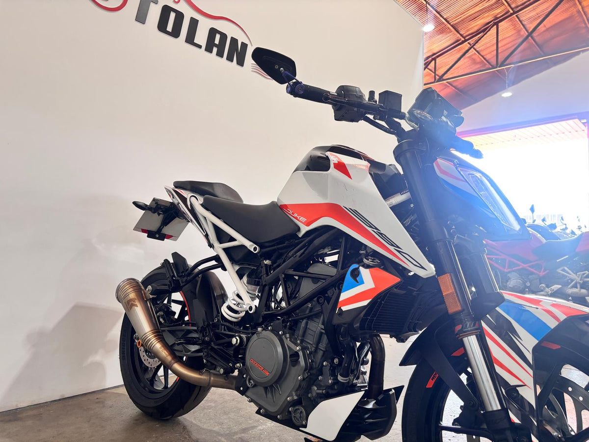 KTM 390 DKE