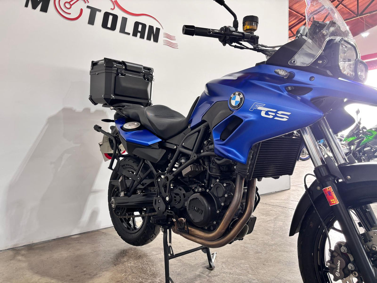 BMW F700GS