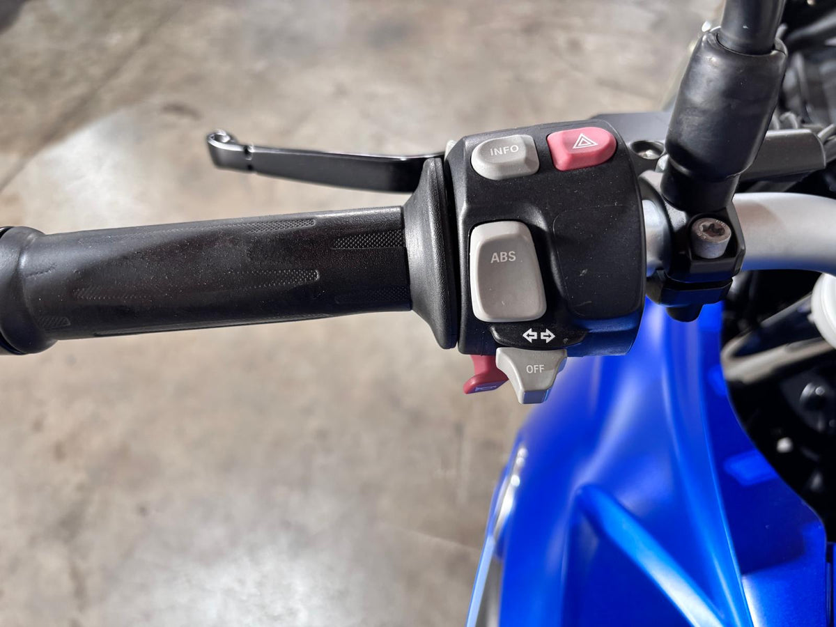 BMW F700GS