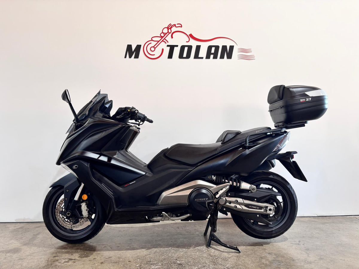KYMCO AK 550