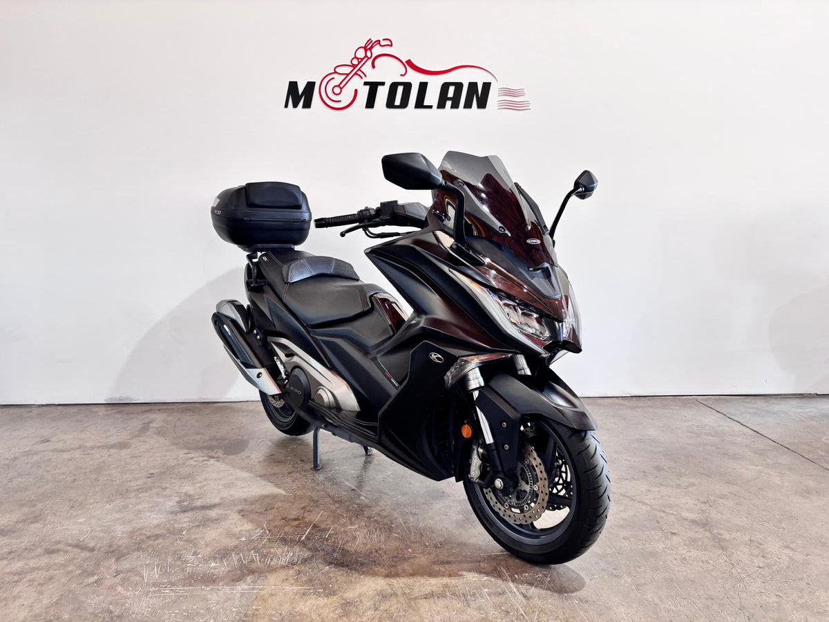 KYMCO AK 550