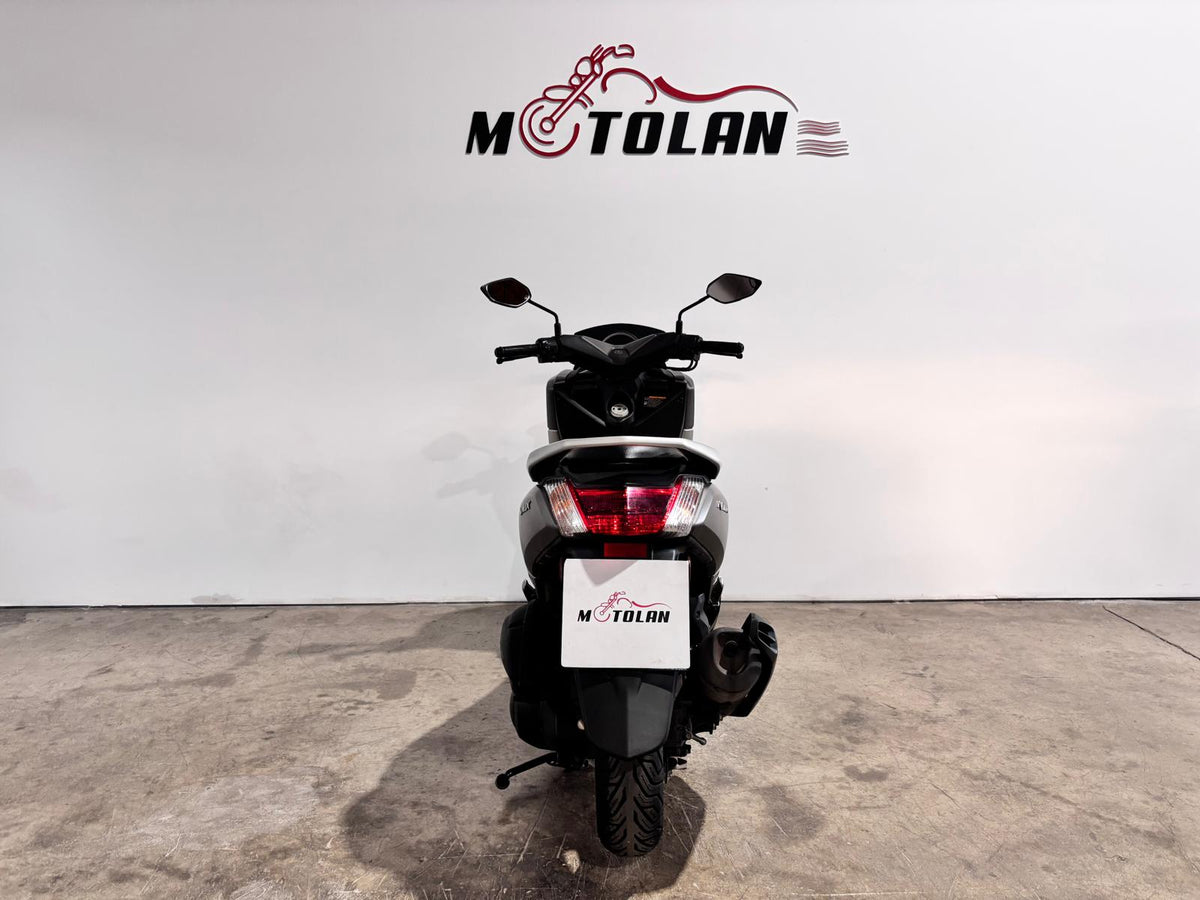 YAMAHA NMAX 125