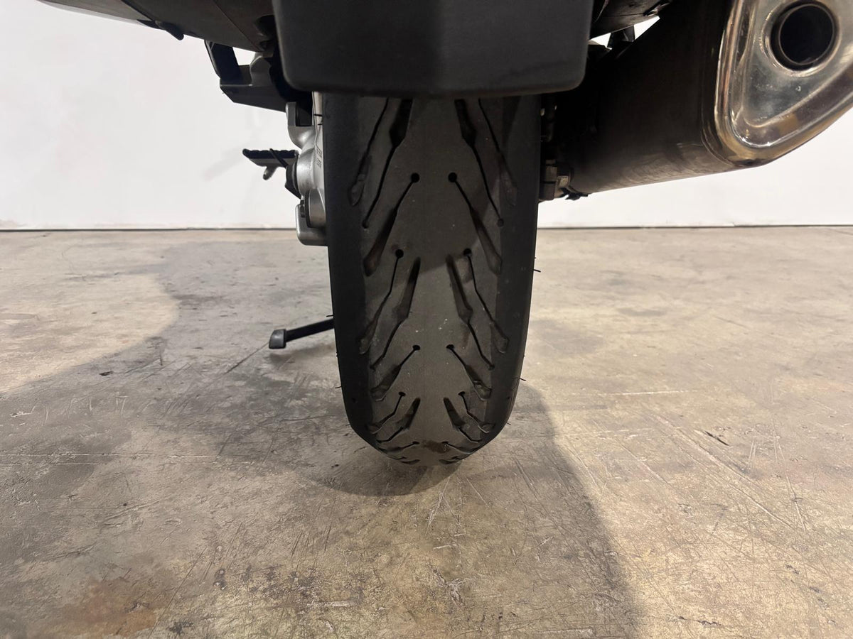 HONDA DEAUVILLE 700CC