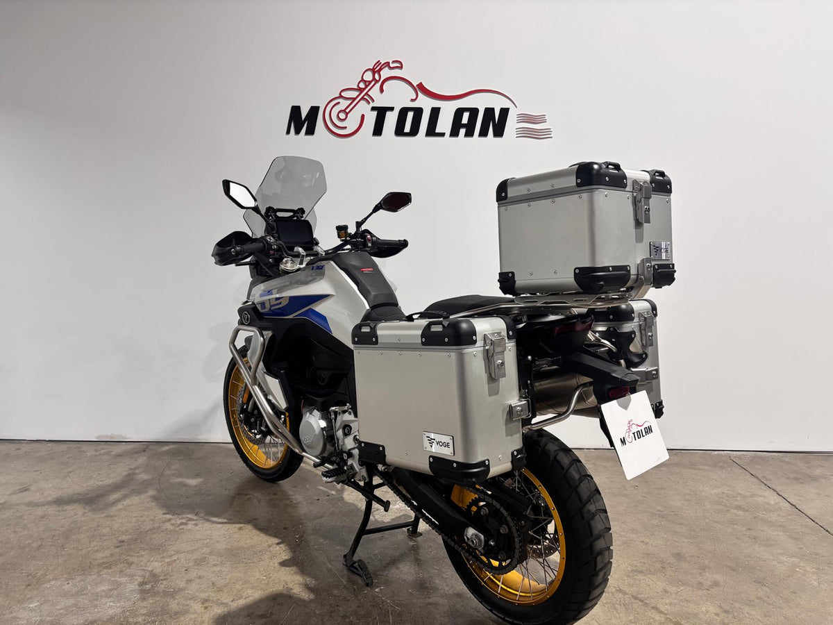 VOGE 900 DSX